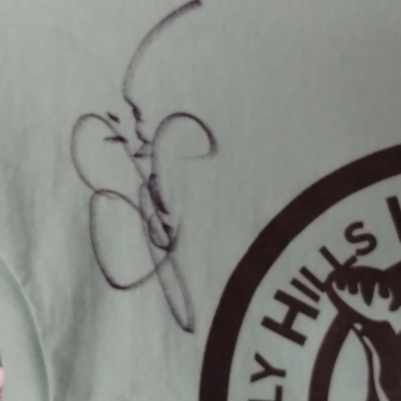 West Beverly Hills High Wildcats Vintage 90210 Autographed by a Ian Ziering. - Picture 2 of 5